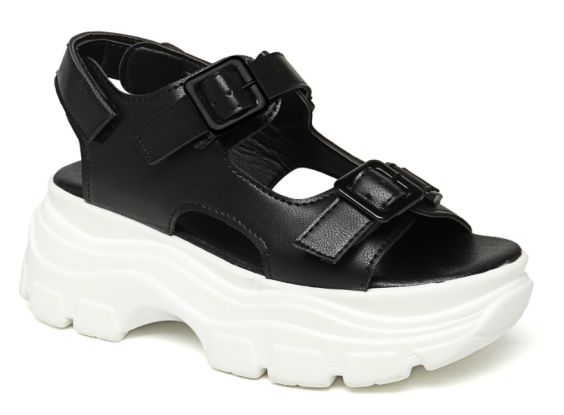 sandal tinggi wanita