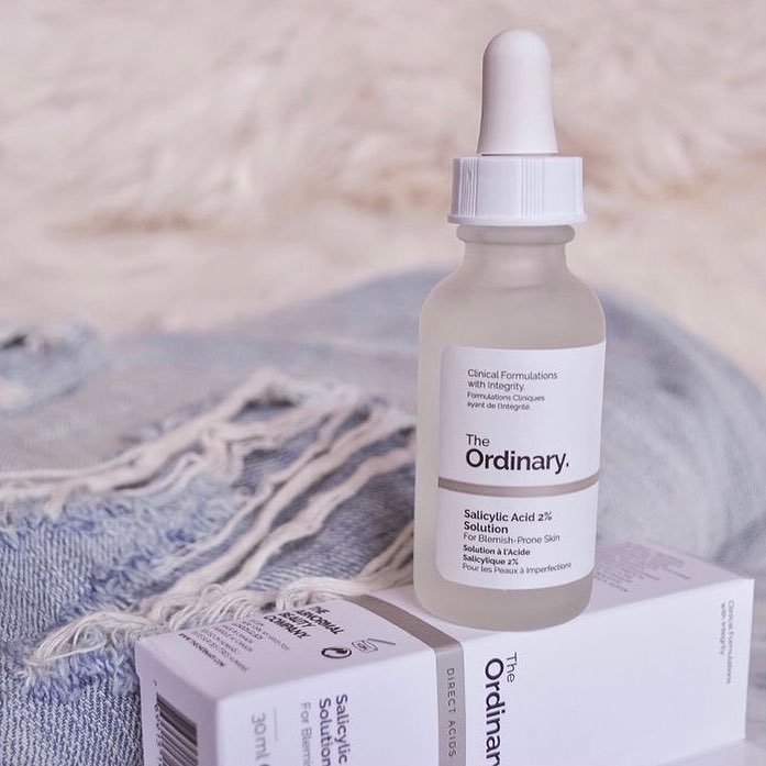 Serum untuk menghilangkan bekas jerawat