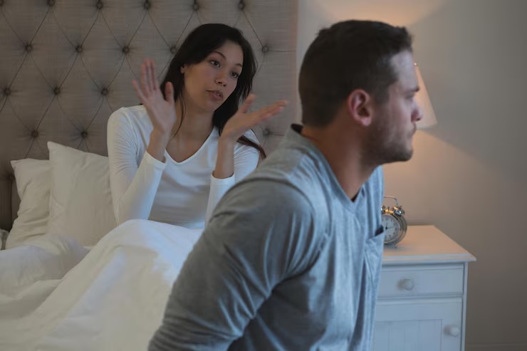  Alasan Pria Mendiamkan Wanita