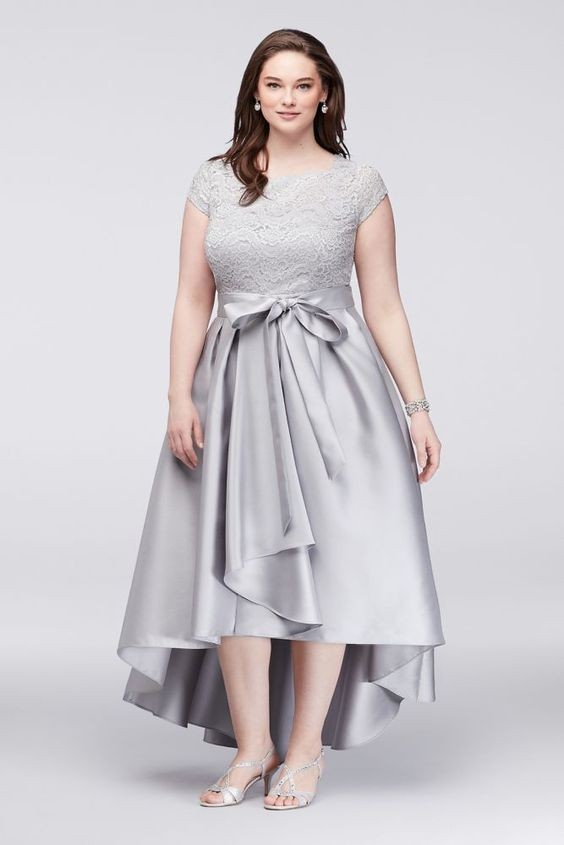 5 Inspirasi Gaun Bridesmaid Untuk Pemilik Badan Gemuk