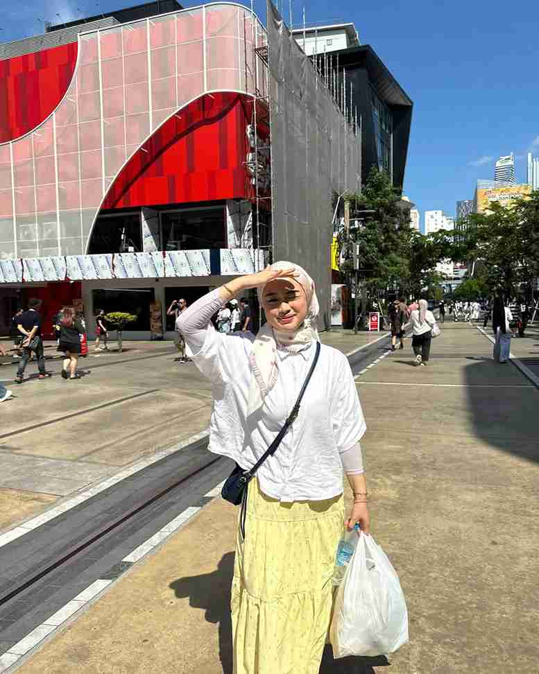  OOTD Hijab Untuk Ibu Hamil, gaya stylish ibu hamil, outfit berhijab 