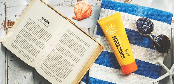 Kapan Waktu Memakai dan Reapply Suncreen yang Benar