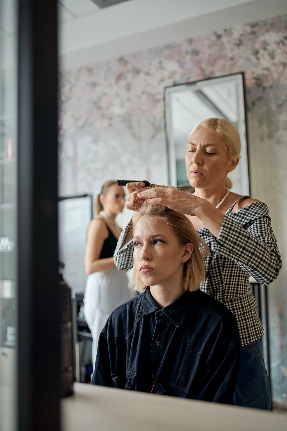 Cara Membuat Warna Rambut Tahan Lama