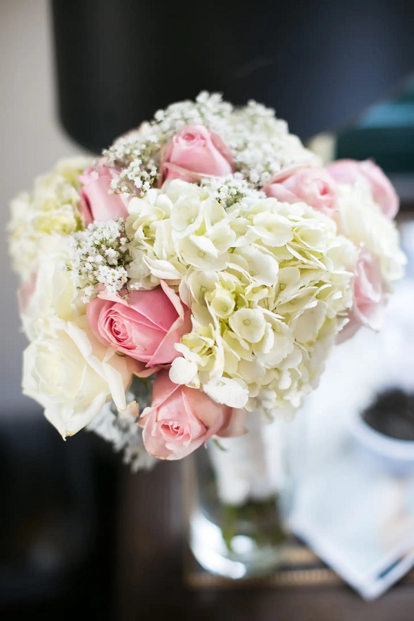 Inspirasi Buket Bunga Pengantin Berwarna Putih