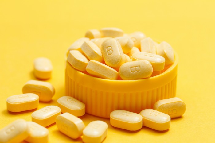 Mengonsumsi vitamin B, bantu kurangi ketombe