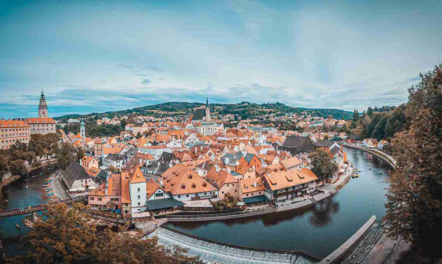 (Kota Cesky Krumlov. Foto: Dok. Vlad Kiselov/Unsplash)