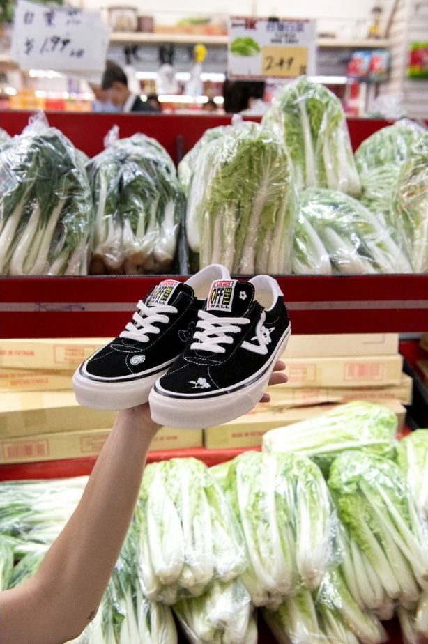 vans sandy liang