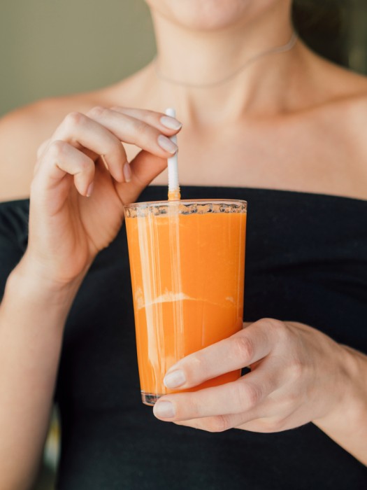 Wortel memiliki kandungan vitamin A yang bantu mencerahkan kulit.
