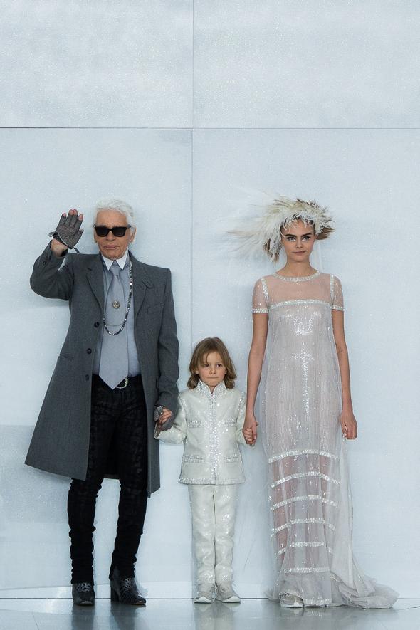 Karl Lagefeld Luncurkan Koleksi Kidswear