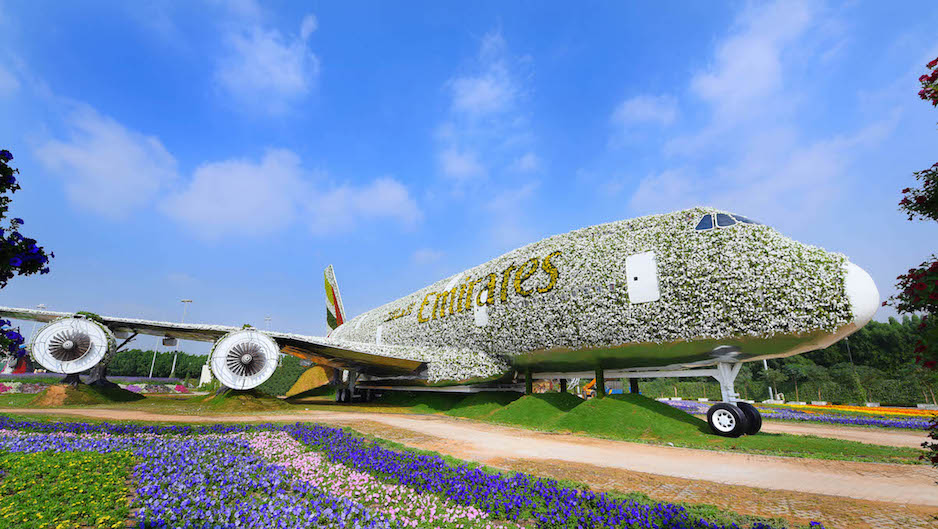 Pesawat Emirates Dari Bunga di Dubai Miracle Garden
