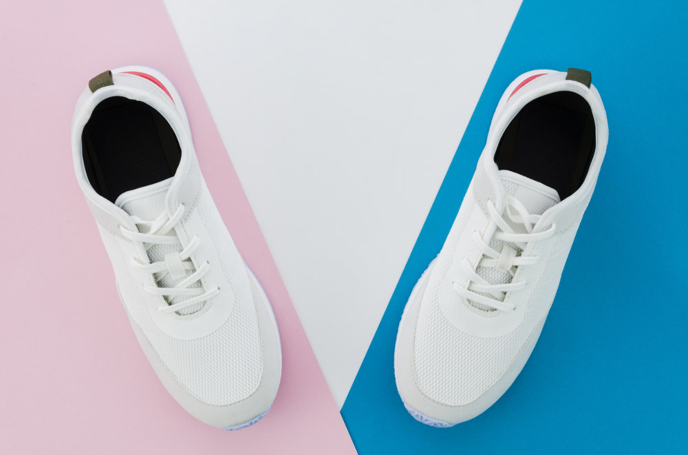 10 Sepatu Sneakers Merah & Putih untuk 17 Agustus