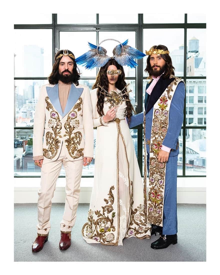 10 Tampilan Memukau Artis Hollywood Di Met Gala 2018