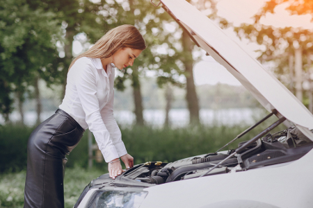 Tips Mudah Merawat Mobil untuk Para Wanita