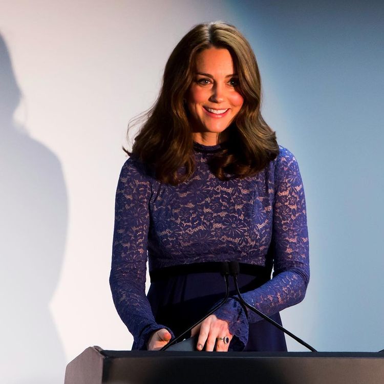 Intip 6 Gaya Busana Dress ala Kate Middleton