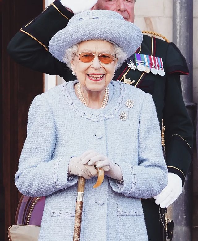 Berpengaruh Besar, Ini Gaya Fashion Ikonis Ratu Elizabeth II