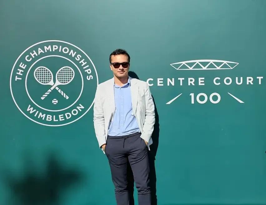 Penampilan Modis Nicholas Saputra Di Wimbledon 2022