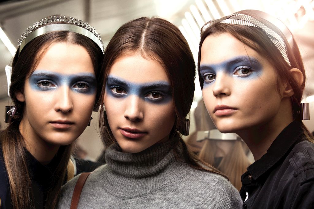 Intip Backstage Chanel Spring/Summer 2016 Ready-to-wear Show