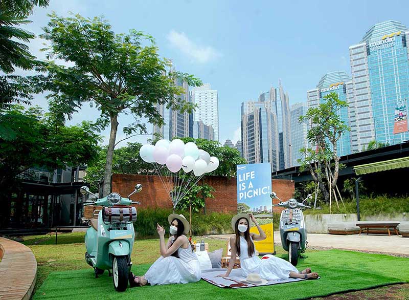 Desain Rustic-Chic Modern Dari Vespa Picnic