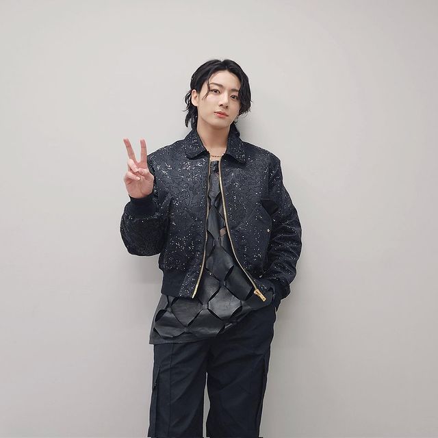 Intip Outfit 200 Juta Jungkook BTS di World Cup Qatar 2022