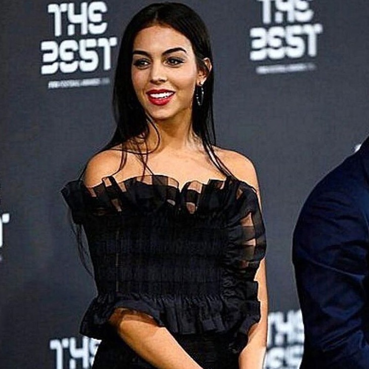 Ini Dia Gaya Riasan Georgina Rodriguez