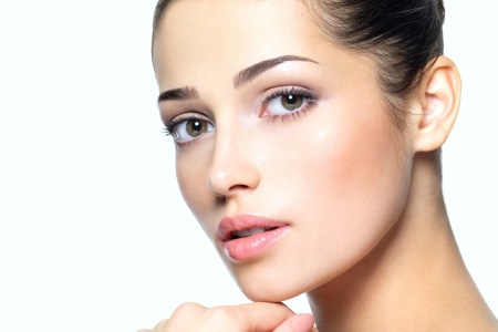 Cegah Proses Aging Kulit dengan Colagen Booster Therapy
