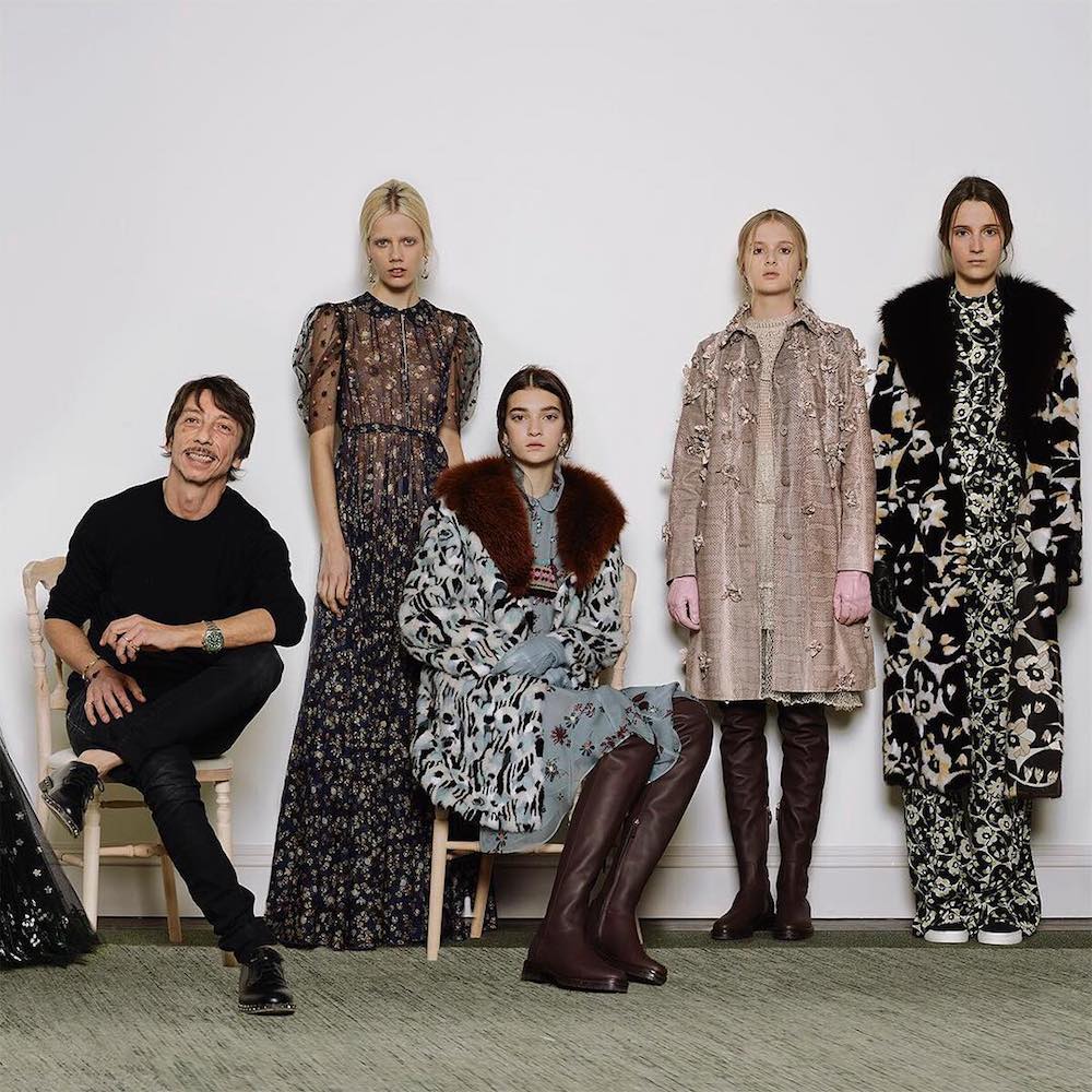 Valentino Luncurkan Koleksi Pre-Fall 2017