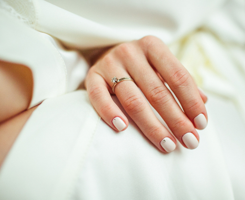 Tips Memilih Material Cincin Pernikahan