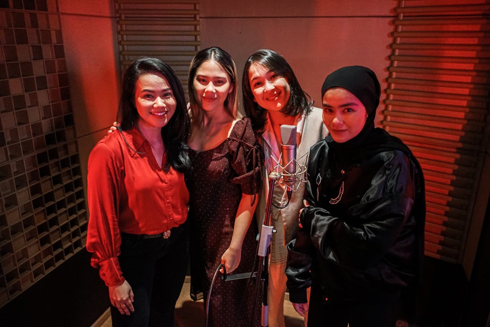 4 Penyanyi Perempuan Nyanyikan Soundtrack Film 'Mulan'