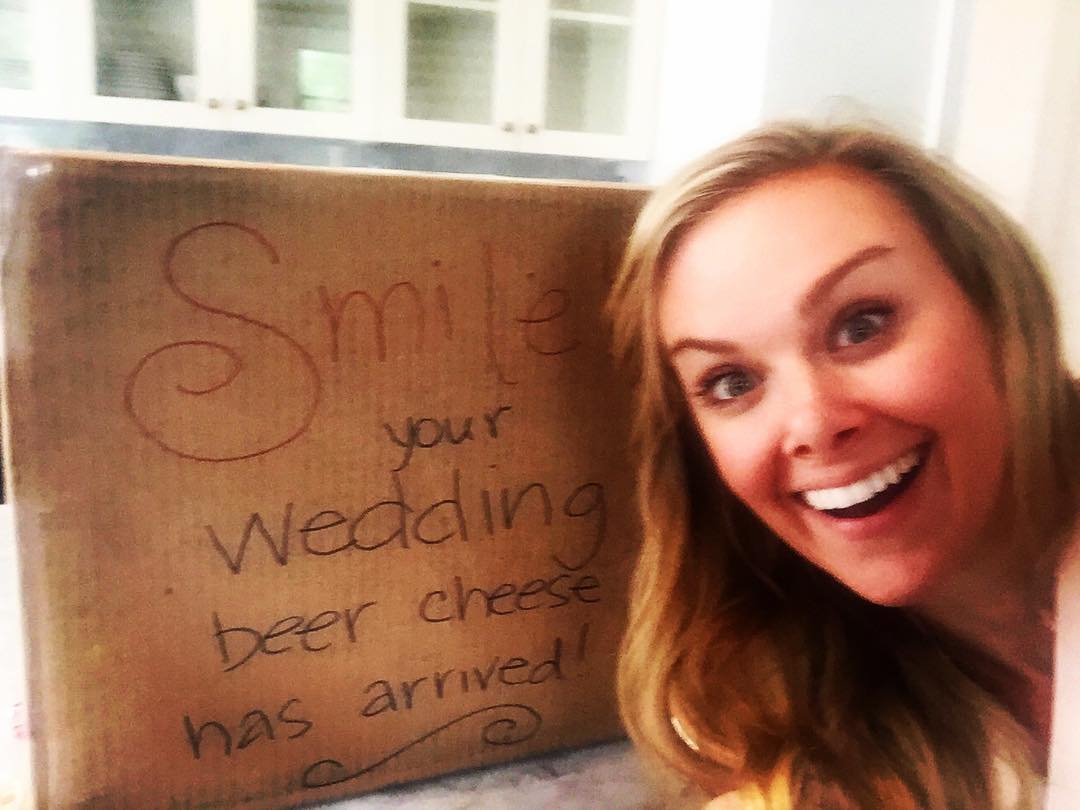 Laura Bell Bundy Telah Menikah!