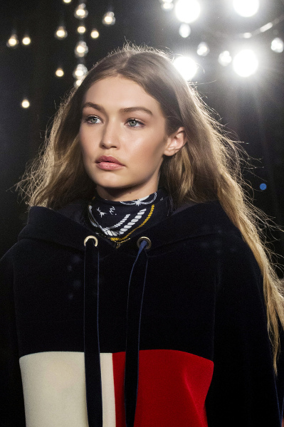 3 Produk Kecantikan Andalan Gigi Hadid