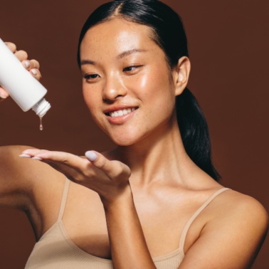 5 Tahapan Skincare Malam Agar Kulitmu Lebih Berkualitas