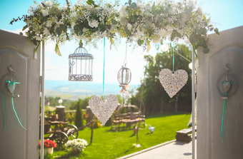 5 Tips Cantik untuk Pernikahan Outdoor