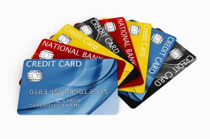 Perlukah Memiliki Banyak Kartu Kredit?