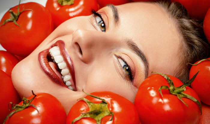 6 Manfaat Hebat Tomat Untuk Atasi Masalah Kulit