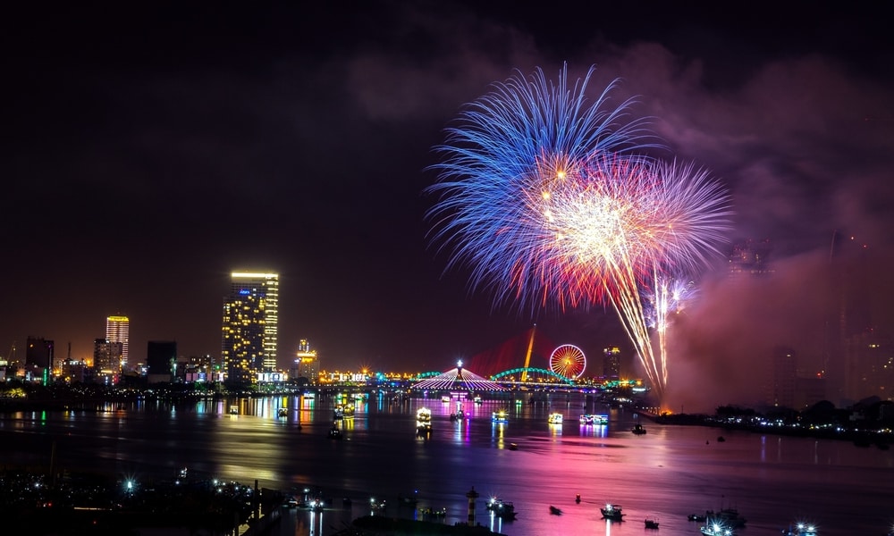 7 Pesta Kembang Api Spektakuler di Tahun Baru 2019