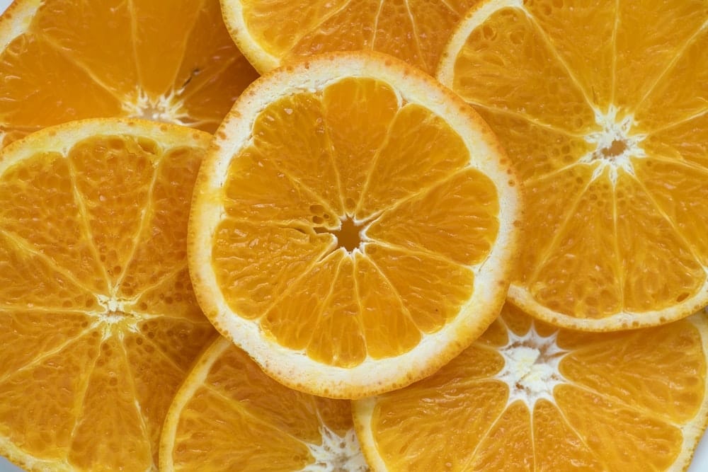 7 Rekomendasi Serum Vitamin C yang Wajib Dicoba
