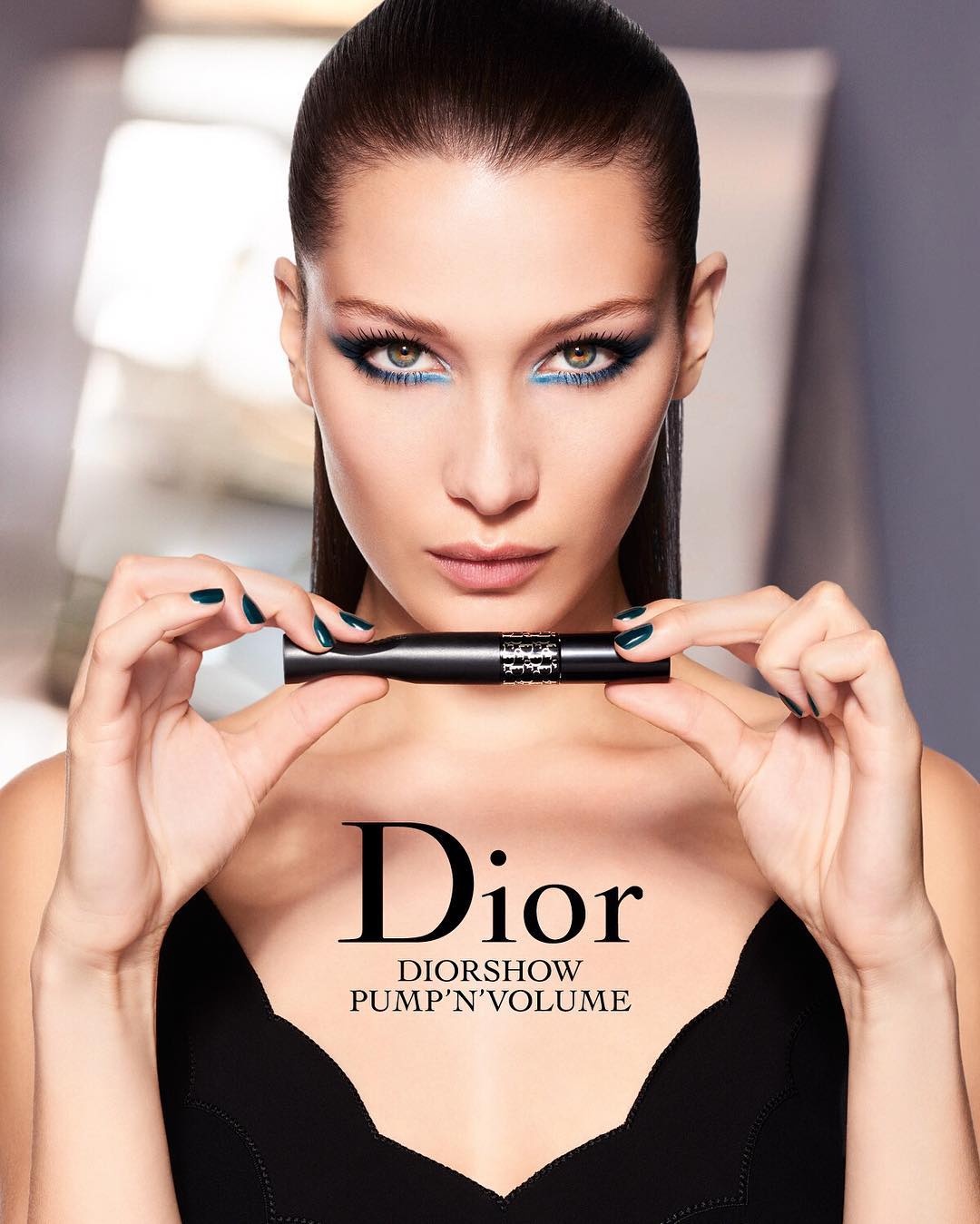 Bella Hadid Menjadi Wajah Baru Dior Makeup