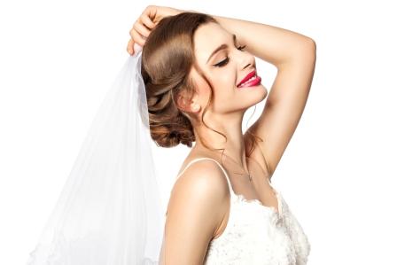 Rekomendasi Lipstik Tahan Lama untuk Pesta Pernikahan