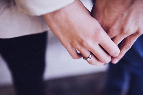 Cara Mengatasi Ketakutan Menikah Akibat Perceraian