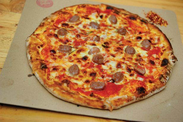 Nikmatnya Pizza Tradisional di Barboni