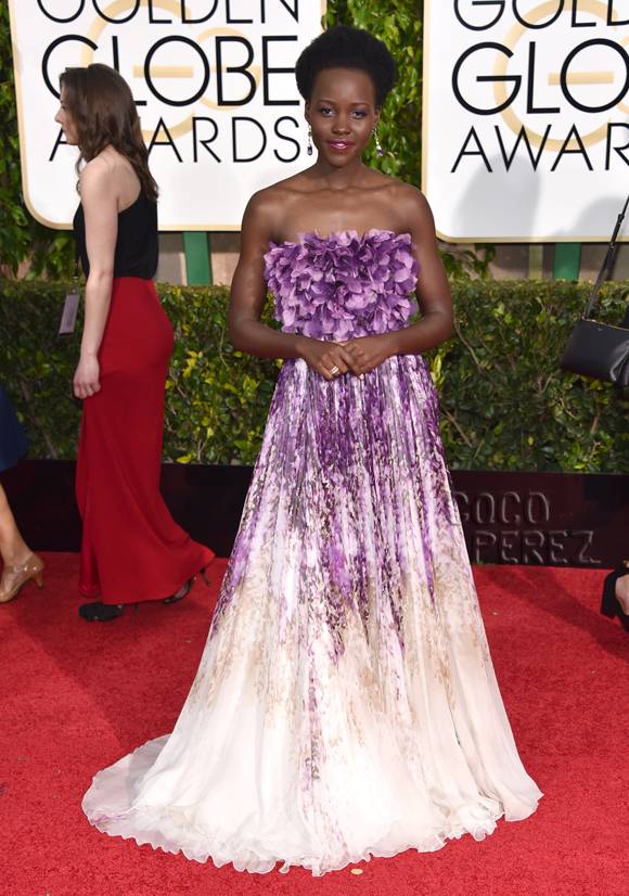 We love: Lupita Nyong'o Red Carpet Golden Globes 2015