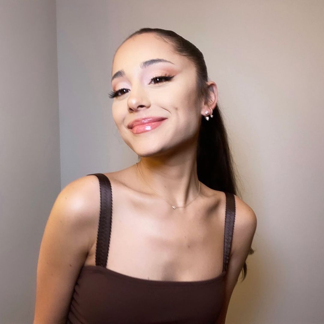 Selain Ariana Grande, Lima Artis Ini Juga Rilis Beauty Line