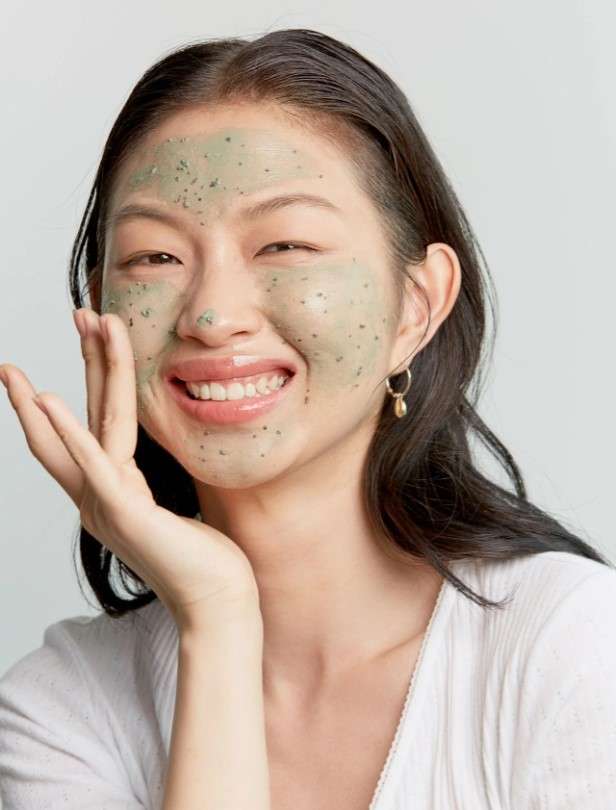 Angkat Minyak dan Komedo, Ini Rekomendasi Clay Mask Untukmu