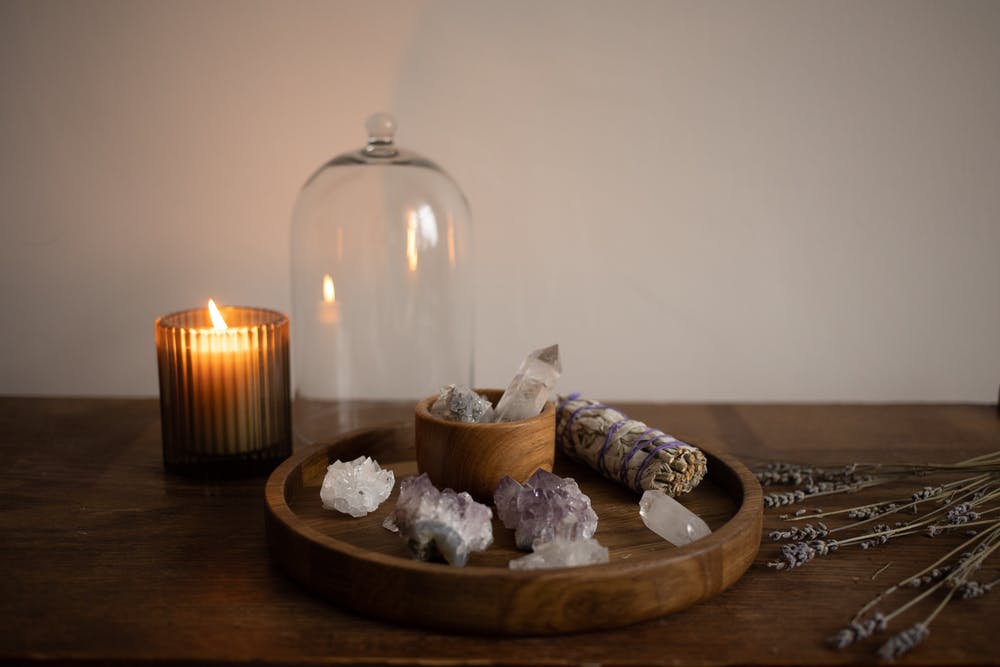 5 Rekomendasi Aromatherapy Candle Yang Bisa Kamu Coba