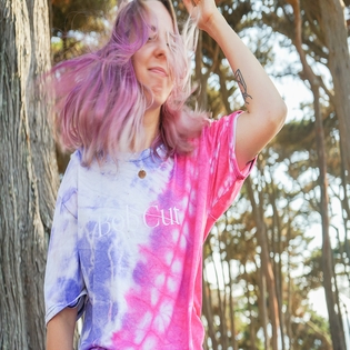 Cara Cuci Baju Tie Dye Agar Tetap Terawat