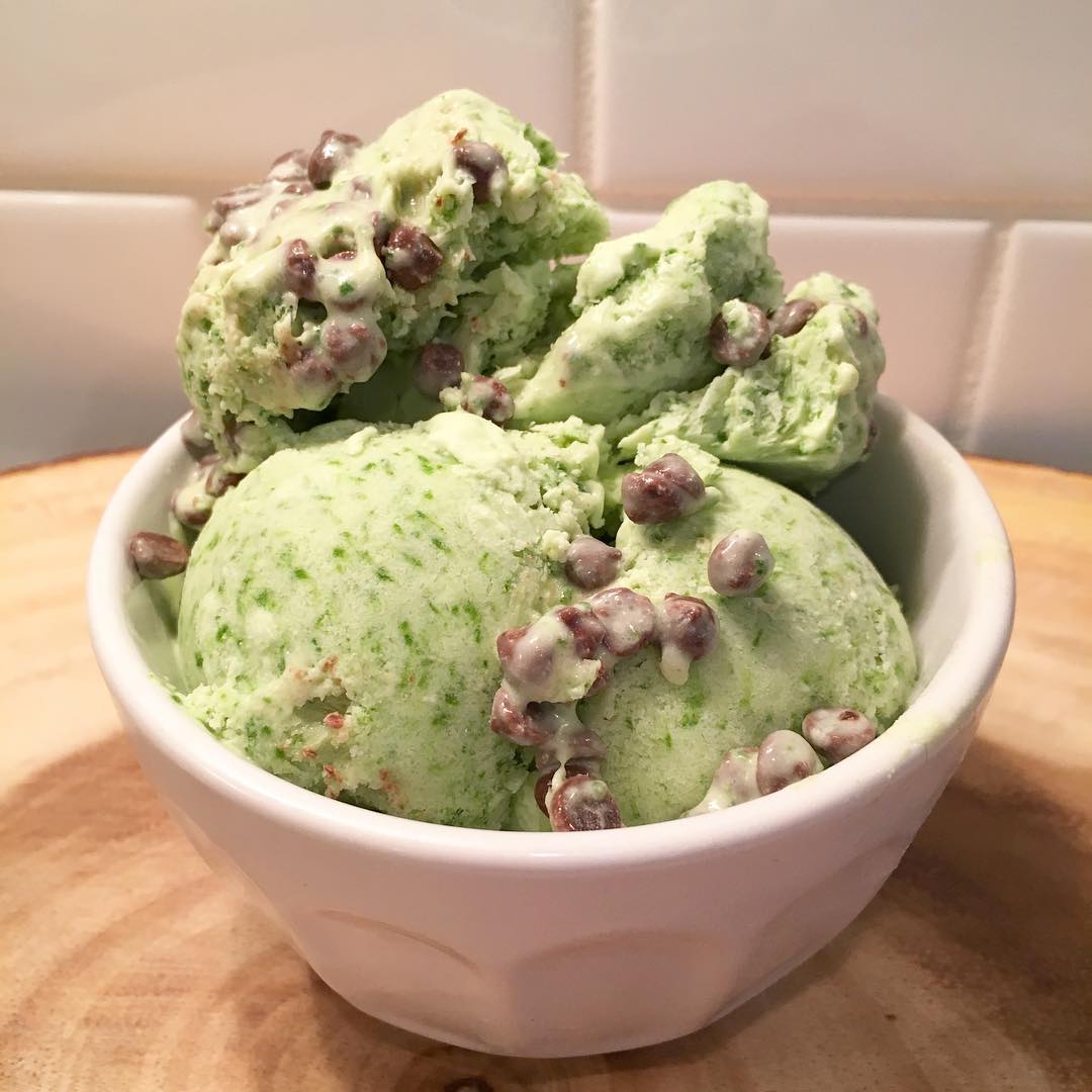 Cara Membuat Es Krim Mint Chocolate Chip