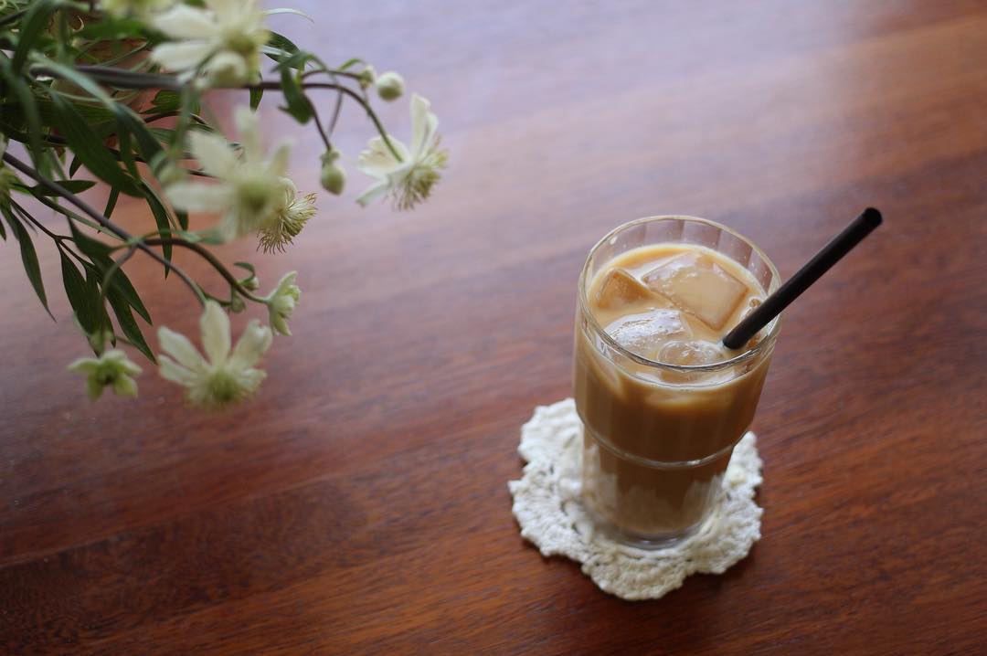 Cara Membuat Es Teh Susu dengan Cincau untuk Buka Puasa