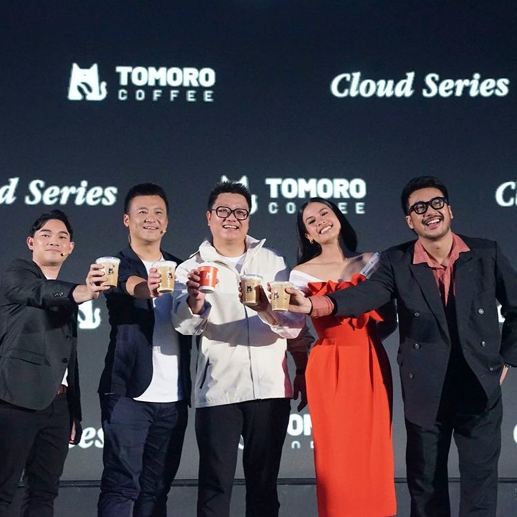 TOMORO COFFEE Gaet Maudy Ayunda, Hadirkan Gebrakan Baru!