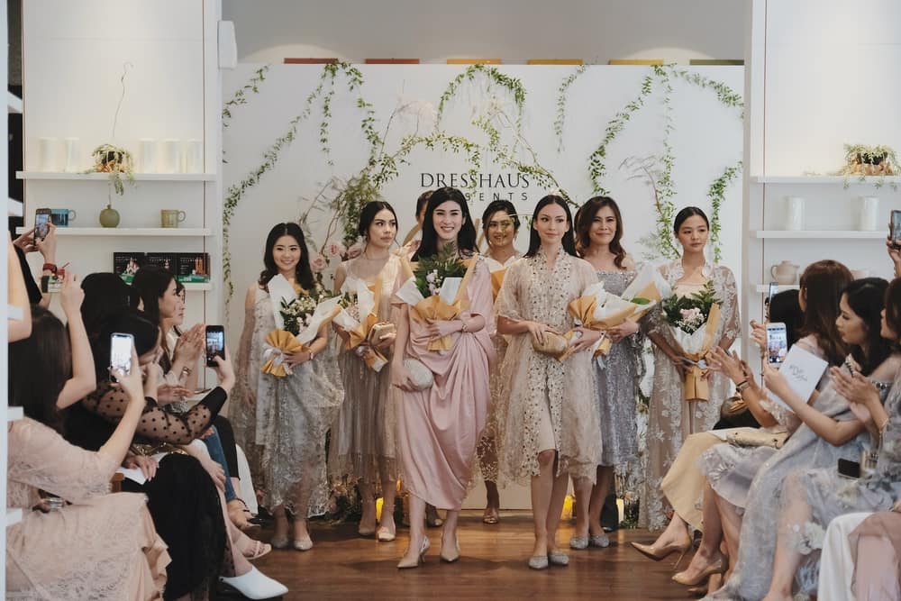 Dresshaus Bawa Koleksi Busana Kondangan Cantik & Elegan