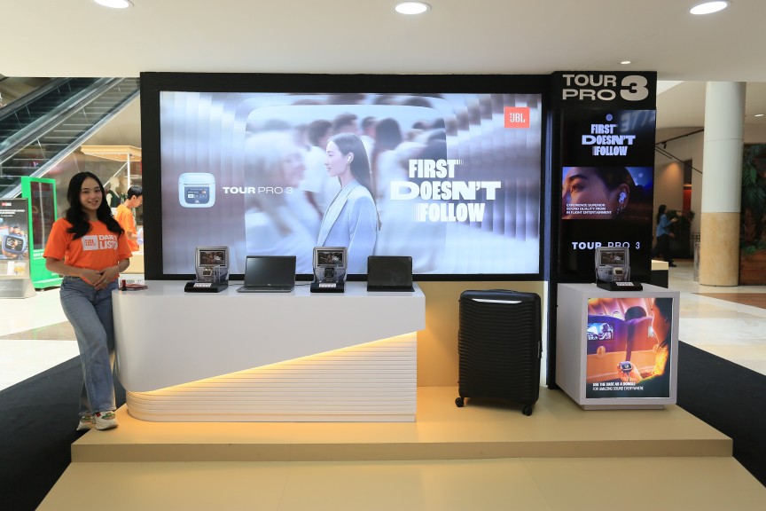 Canggih! JBL Rilis TWS Tour PRO 3 & Live 3, Penasaran?